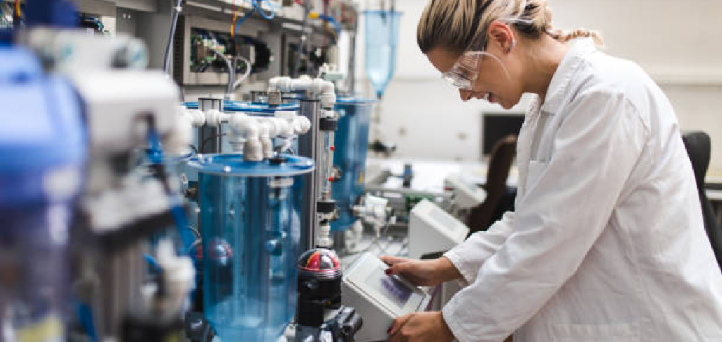 Advanced materials research lab with Sensytec sensors